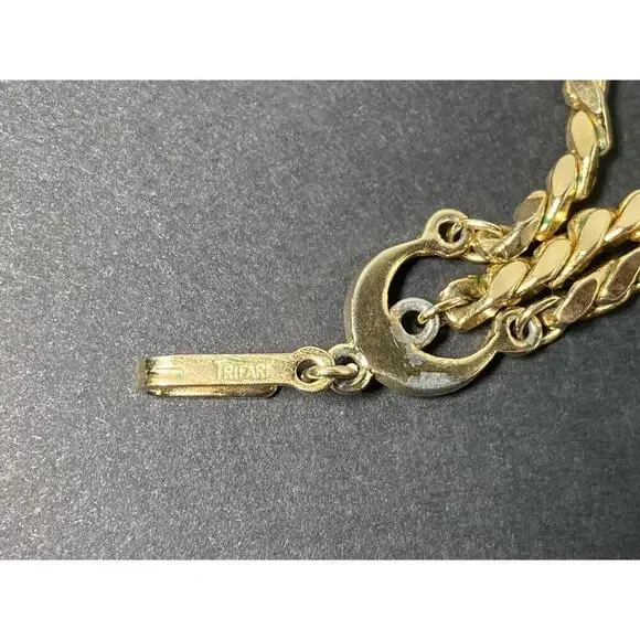 Crown Trifari Vintage Gold Tone 3 - Strand Chain Necklace 18” Signed - Picture 7 of 8